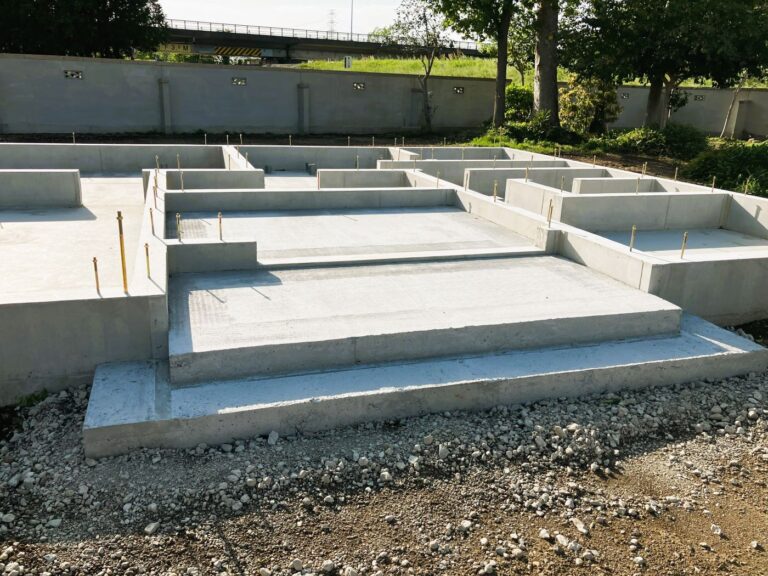 基礎_型枠ばらし